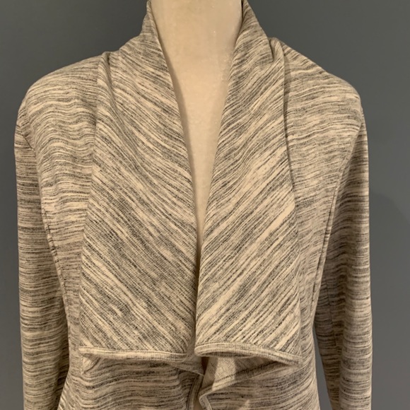 Olive + Oak Drape Cardigan - Picture 4 of 5